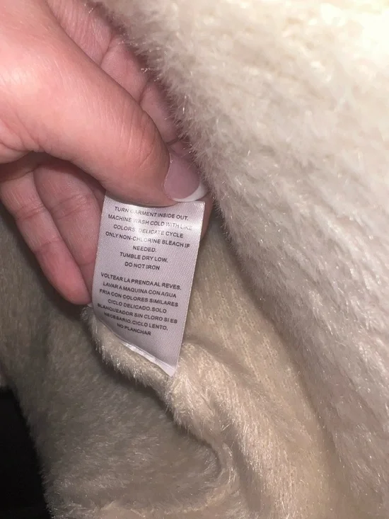 Hello Kitty Bow Sleeve Fuzzy Cardigan Cream Sanrio S/M NWT - Picture 9 of 13